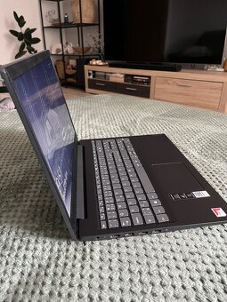 Lenovo AMD A6-9225 RADEON R4 - 3