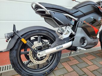 Elektrický motocykl Super Soco TC max - 110 km/h - 3