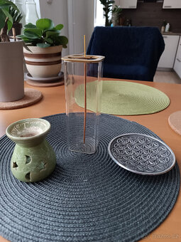 stojan na vonné tyčinky, františky, aroma lampa - 3