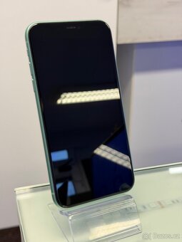 iPhone 11 - 64GB - 100% BAT - 6M ZÁRUKA - 3