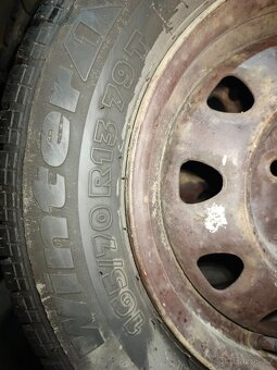 Zimní kon na Škoda Felicia 165/70R13 79T - 3