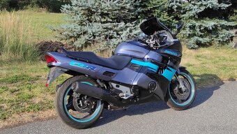 Honda CBR 1000 F - 3