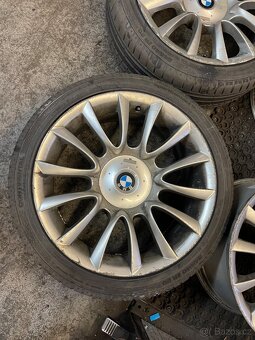 Kola BMW - 3