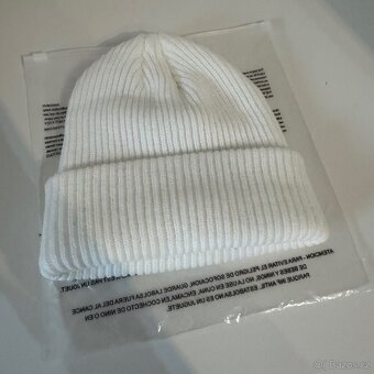 Moncler čepice - 3
