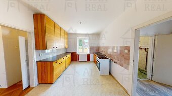 Prodej bytu v OV 3+1 se spíží a šatnou 80 m2 + balkón + s... - 3
