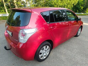 Toyota Verso 1.8 Valvematic / Benzín / 2010 - 3
