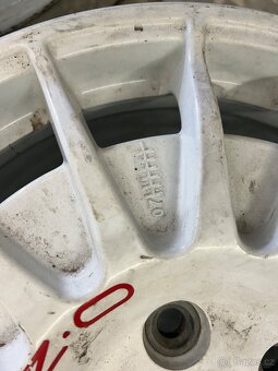 Oz Racing 5x100 R15 - 3