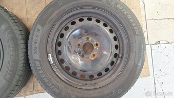 Sada disků Ford 16" 5x108 letní pneu 205/60 R16 4-6mm Monde - 3