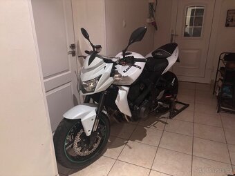 Kawasaki Z750 - 3