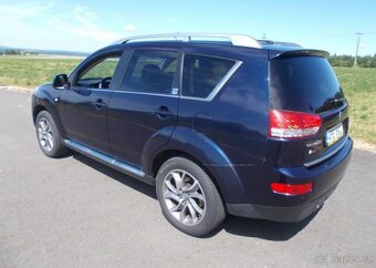 Citroën C-Crosser 2,2 HDI 4X4 1MAJITEL koup ČR nafta manuál - 3