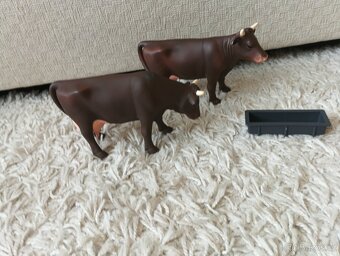 BRUDER - 3
