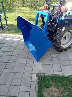 Transportní box hydraulicky sklápateľný za malotraktor - 3