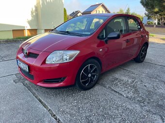 Toyota Auris, 1,33 VVT-i , nová STK, 6 rychlostí - 3