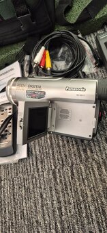 Videokamera Panasonic na mini DV - 3
