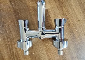 VILLEROY & BOCH LaFleur baterie vanová nástěnná - 3