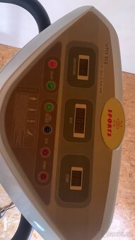 Vibrační posilovací stroj - 3