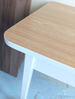 Prodám nový kuchyňský stůl - 3