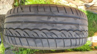 pneu Dunlop 235/55R17 - 3