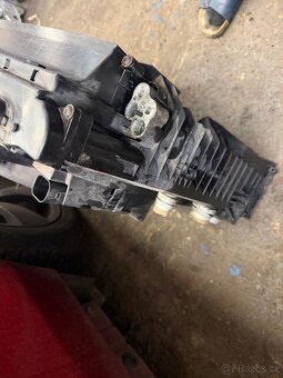 Bmw e60/61 komplet chadiče - 3