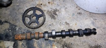 Hlava motoru 1.9 TDI - 3