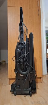 Vysavač - 3