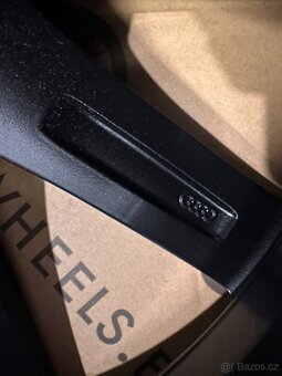 original alu kola audi q7 sq7 r20 4M0601025AD DPH - 3
