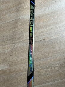Hokejka CCM RIBCOR TRIGGER 9 Pro, levá, P28, flex 70 a 75 - 3