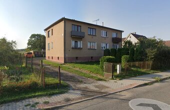 Prostorná garáž 22 m² na soukromém pozemku s vlastním vjezde - 3