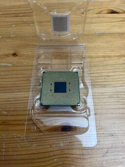 AMD Ryzen 7 5700 8/16Core Socket AM4 Funkční,Záruka - 3