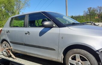 nd ze škoda fabia 2, 1.2.HTP 44kW, stříbrná - 3