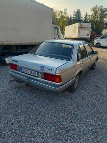 Opel Rekord - 3