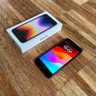 iPhone 2022 SE  3.gen  128gb - 3