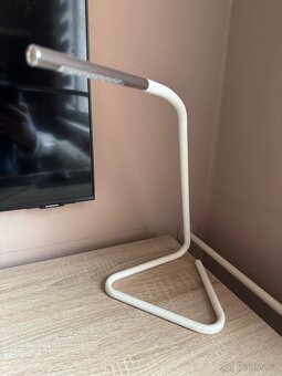 LED lampička na pracovní stůl - 3