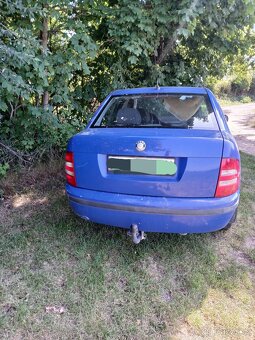 Skoda Fabia sedan 1.4 mpi - 3