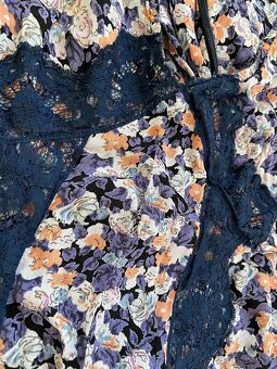 Květinový overal s vadou , vel M ale je spíše do S, Topshop - 3