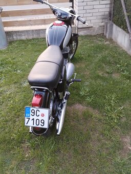 Jawa Panelka 350/360 s doklady - 3