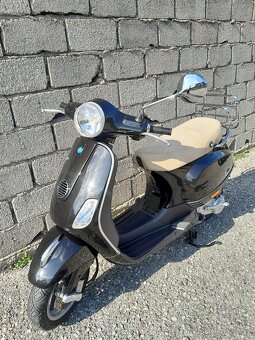 Vespa LX 50 4t, 2011, málo jetá, moc pěkný stav - 3