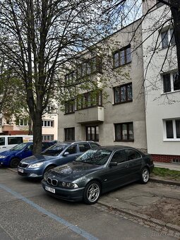 BMW E39 525i (M54B25) – bez koroze, manuál, rok 2003 - 3