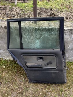 Bmw e30 touring LZ dveře - 3