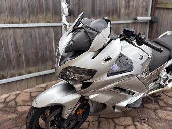 Yamaha FJR 1300 - 3