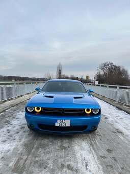 Dodge Challenger 5.7 HEMI R/T - 3