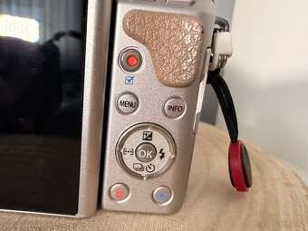 Olympus PEN E-PL8 tělo - 3