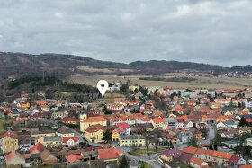 Prodej ½ rodinného domu 200m² s pozemkem 1068m² - 3