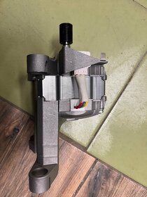 Motor pračky 41050574 WOLONG WZF-G21550L-025 - 3
