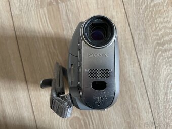 MiniDV kamera Sony HC40E - 3
