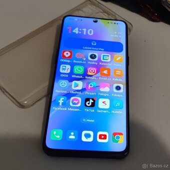OnePlus 10T 5G-6,7"120Hz,8x3,2GHz,8+8/128GB,50+8+2Mpx - 3