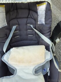 Prodám autosedačku vajíčko Chicco - 3