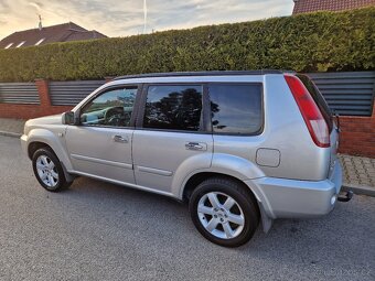 Nissan X-trail 2.5 benzin 121 kw - 4x4 - AUTOMAT - - 3