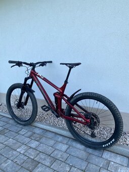 Trek Remedy 7 27,5” vel.L model 2021 - 2022 - 3