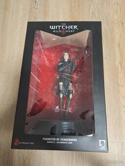 Witcher 3 Wild Hunt Soška Yennefer [Dark Horse] - 3